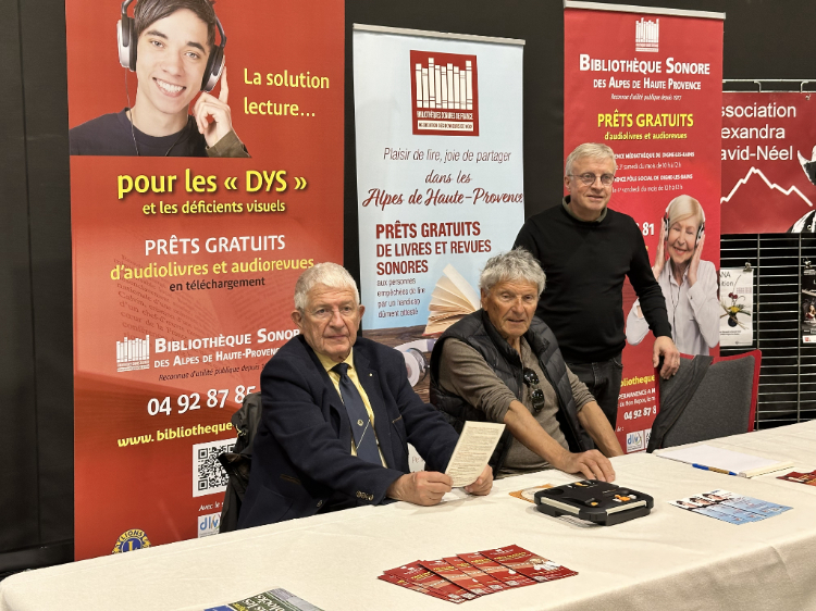 Sur le stand, Michel CHAPOTON, Jean-Claude MILLET, Éric GUILLEMARD